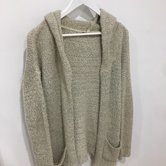 Fuzzy cardigan - Picture 1 of 1